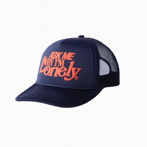 Lonely Ghost Hat - Picture 1 of 1